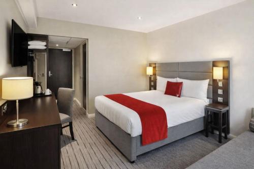 Saram Lodge Lichfield in Fradley