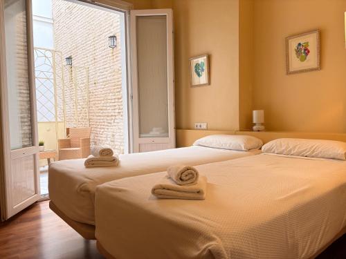 Life Apartments San Vicente - image 10
