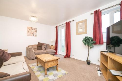 5 bed house with free secure parking in pleasant quiet location, Wolverhampton (foto 5)