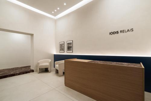Iodis Relais, Naples