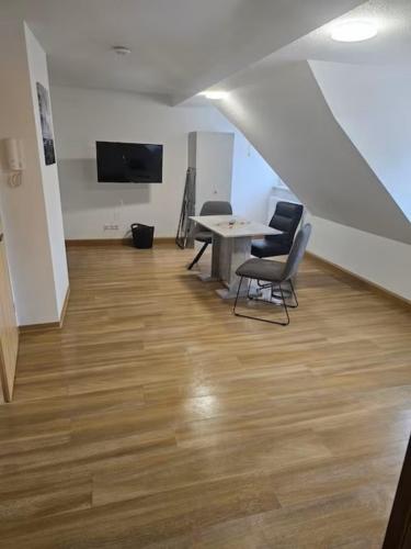 Schöne Vollausgestattete Monteurs- Gästewohnung nähe Raffinerie Leuna und Geiseltalsee 0307 (Schone Vollausgestattete Monteurs- Gastewohnung nahe Raffinerie Leuna und Geiseltalsee 0307) in Merseburg
