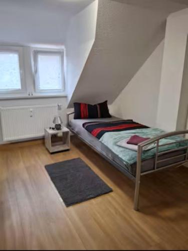 Schöne Vollausgestattete Monteurs- Gästewohnung nähe Raffinerie Leuna und Geiseltalsee 0307 (Schone Vollausgestattete Monteurs- Gastewohnung nahe Raffinerie Leuna und Geiseltalsee 0307) in Merseburg