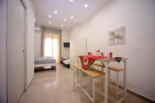 Napoli-New apartment with 2 bathrooms