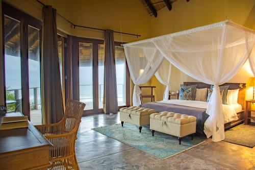 Monarch Beach Villa in Machangulo