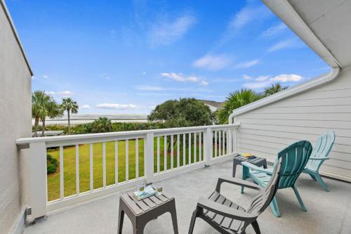 23 Beach Club Villa in Isle of Palms, USA