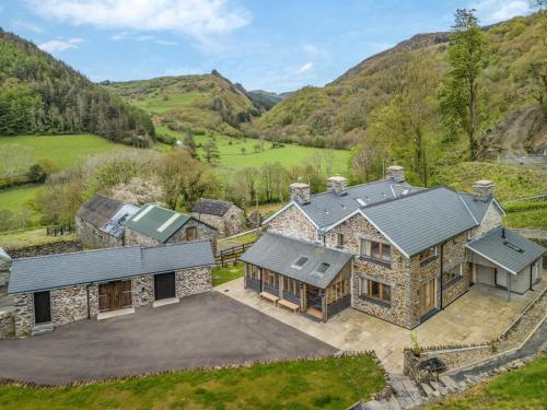 Iekārtas, 4 Bed in Derwenlas oc-c29244 in Furnace (Machynlleth)