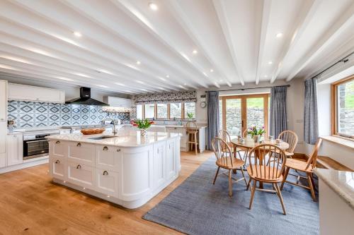 Iekārtas, 4 Bed in Derwenlas oc-c29244 in Furnace (Machynlleth)