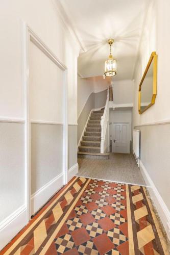 Ground floor Apartment 2 Minutes from the Sea in 克羅默鎮
