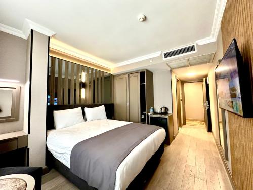 Aven Hotel Room Type - Standard Double Room