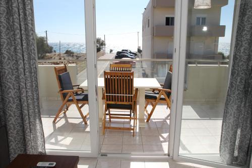  Holiday Luxury Villas in Kalamaki