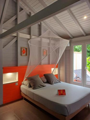Caraïbes Cottages Corail piscine privée sur les hauteurs de la plage de Grande Anse (Caraibes Cottages Corail piscine privee sur les hauteurs de la plage de Grande Anse) in Dešajesa