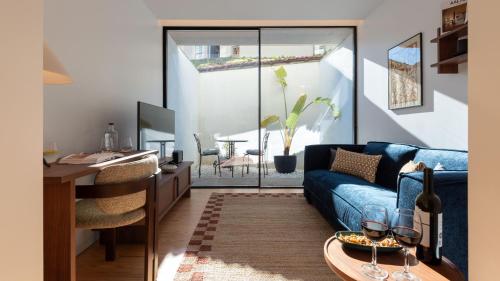 Ando Living - São Miguel House Room Type - One-Bedroom Apartment with Terrace