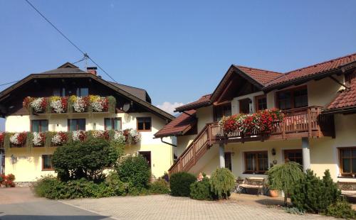 Bejárat, Gastehaus Berger in Tropolach