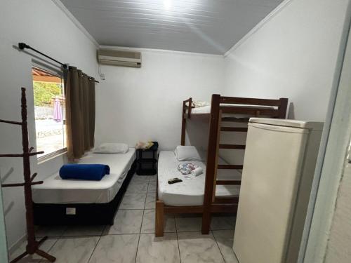 1 double bed, 1 twin bed, 1 bunk bed