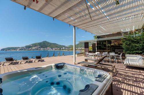 المرافق, Dukley Hotel  Resort in بودفا