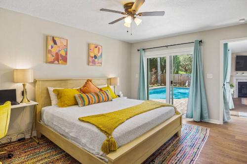 The Cycling Mermaid Palm Harbor, Florida - Heated Pool, Bikes, Trials, FUN! in Palm Harbor (FL)