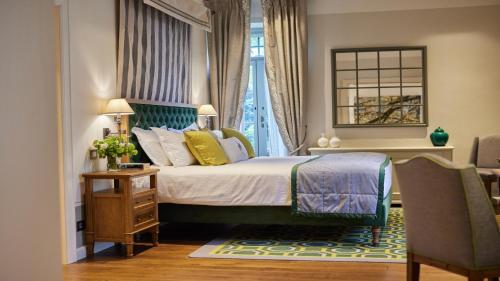 room detail thumbnail 0