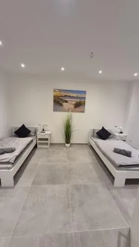 Gästehaus Hagen 6 Betten, Parkplatz, Küche, WLAN Easybooking24 in Hagen, Deutschland