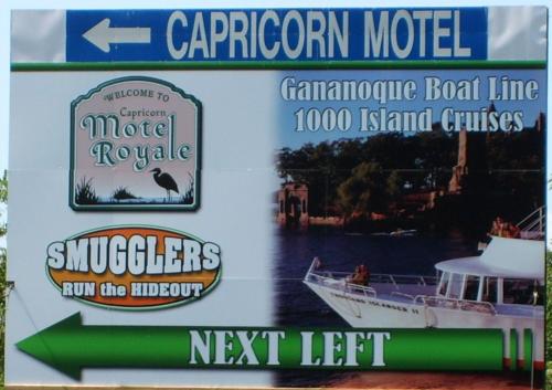 Capricorn Motel Royale 1000 Islands