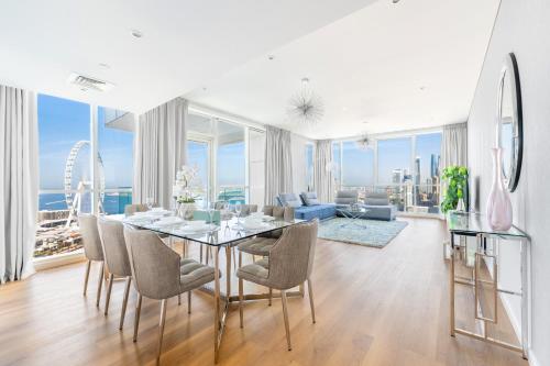 Luxury JBR · 2BR · 5* Beach Resorts Access!, Dubaj