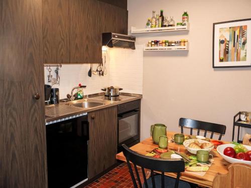 Apartment Aragon M86 by Interhome in 爾寧