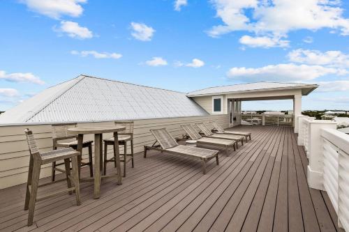 30A Backyard Paradise - Huge Luxury Vacation Home with Gulf Views & Private Pool in Inlet Beach (FL)