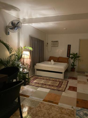 Casa Tuki Beachfront Stay in Burgos (Surigao)