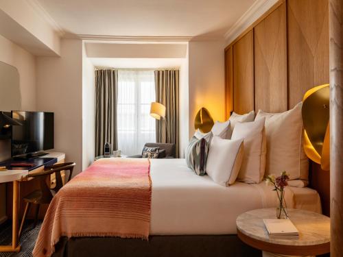 room detail thumbnail 0