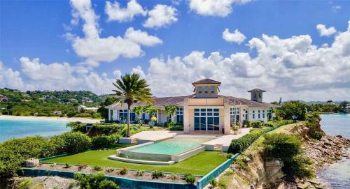 Vista exterior, Siboney Beach Club in Saint John