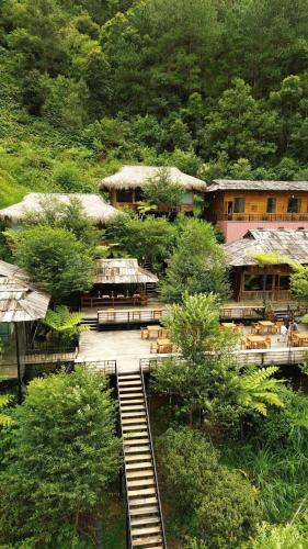 Exterior view, Chiba Ecolodge Mu Cang Chai in Lao San Chay