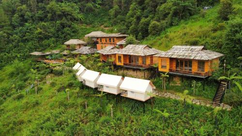 Exterior view, Chiba Ecolodge Mu Cang Chai in Lao San Chay