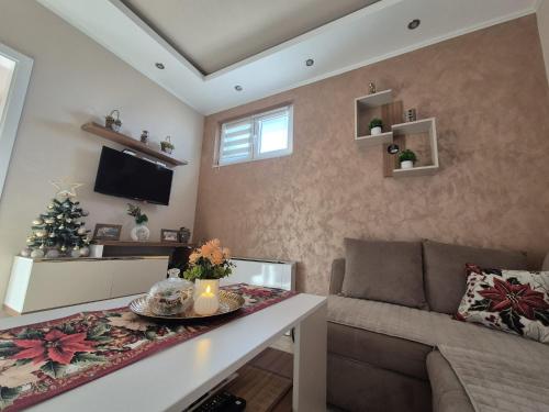 Angel's apartment 2