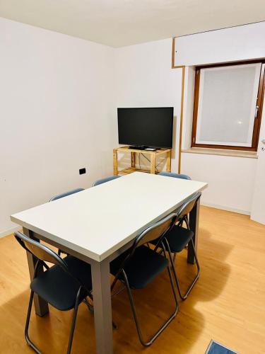 Mamisà 3, appartamento con giardino privato (Mamisa 3, appartamento con giardino privato) in Schio