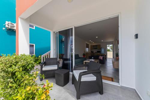 Ocean Hibiscus, Punta Azul, Curacao in Lagun