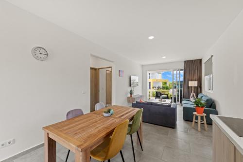 Ocean Hibiscus, Punta Azul, Curacao in Lagun