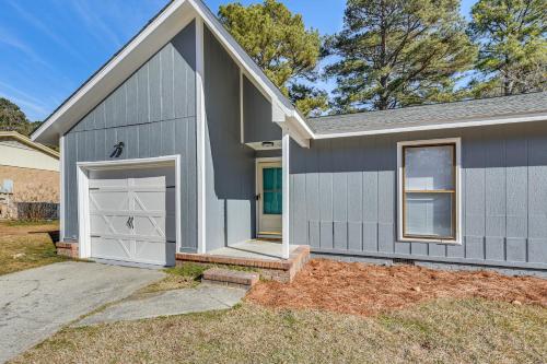 Quiet & Modern Family Home in Spring Lake in Spring Lake (NC)