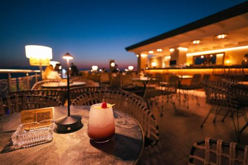 Bar/ Salón, Secret Paradise Hotel & Spa in Chalkidiki