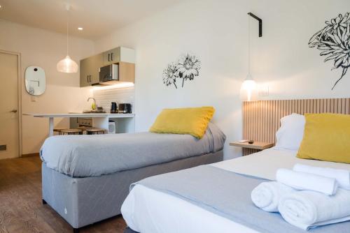 Chic 1BR for 4 Bellavista Metro & Hospital Access