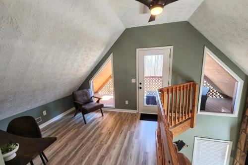 Raintree Hideaway - main image