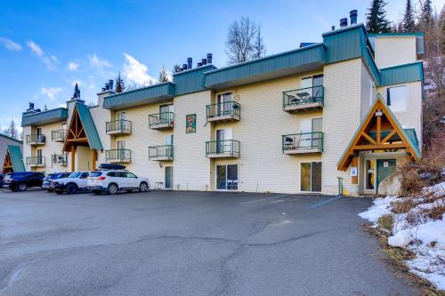 Walk to Chair Lift: Mtn-View Schweitzer Studio! in Sandpoint (ID)