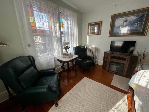Beauclaires Bed & Breakfast - image 5
