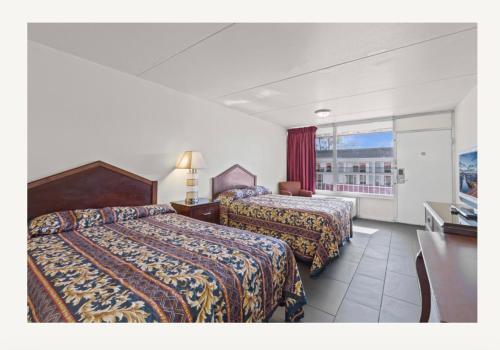 Family Inns of America - Mobile – Mobile, AL