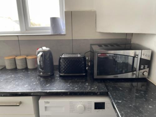 Kingsbury Service Accommodation - image 14