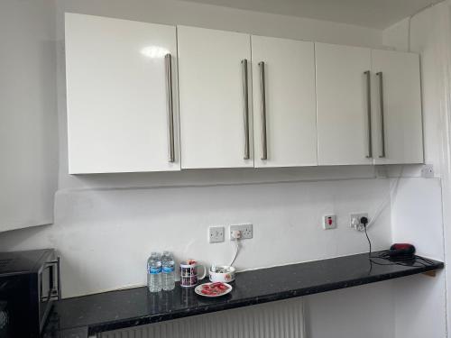 Kingsbury Service Accommodation - image 13