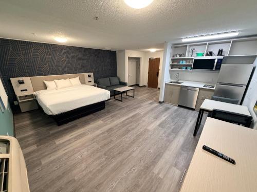 Sleeps 4