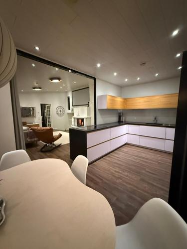 Aurora Riverside Residence – khách sạn tại Vennivaara