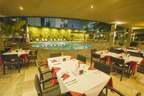 Restaurant, Ferraretto Guaruja Hotel & Spa in Guaruja