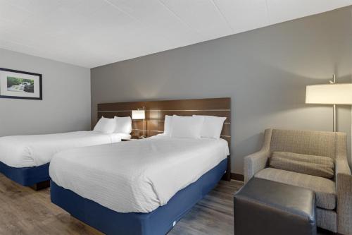 2 double beds
