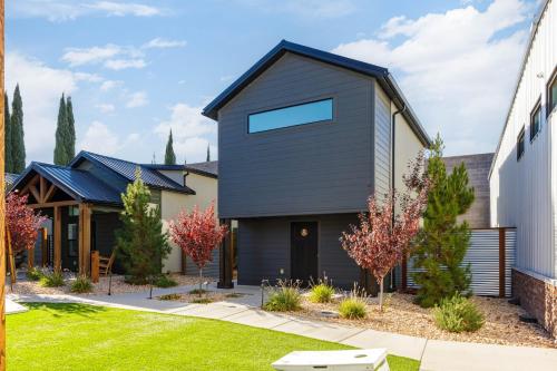 Zion Oasis Rentals - image 10