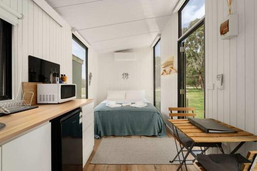Sleeping Amongst Animals by Tiny Away in Grantville